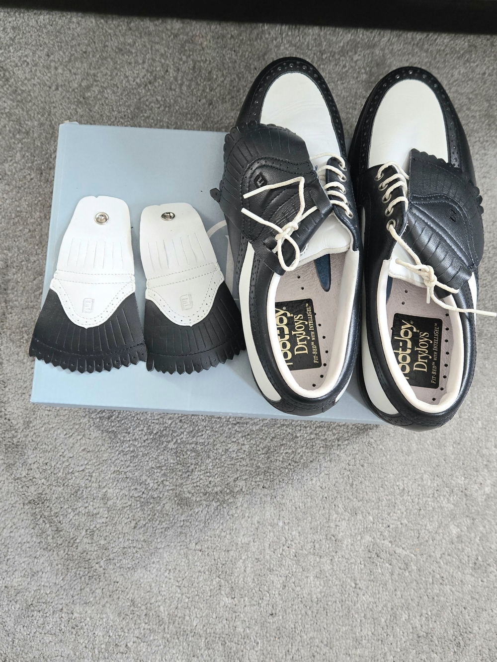 Footjoy Women's Two-Tone Black and White Leather Shoes Size US 7.5 - Picture 2 of 10